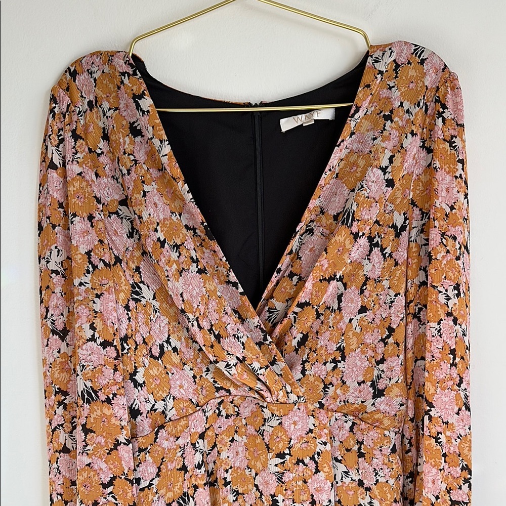 WAYF Floral Tiered V-Neck Dress SIZE M
